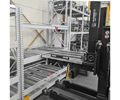 Carro para el cambio de troqueles y moldes RWA 4000 con barra de acoplamiento y cadena de tracción y de empuje